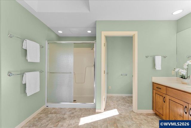 3904 Viewcrest Rd S, Salem, OR 97302