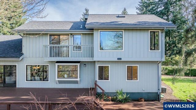 3904 Viewcrest Rd S, Salem, OR 97302