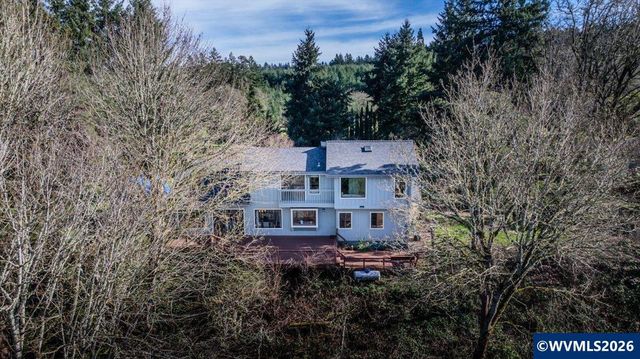 3904 Viewcrest Rd S, Salem, OR 97302
