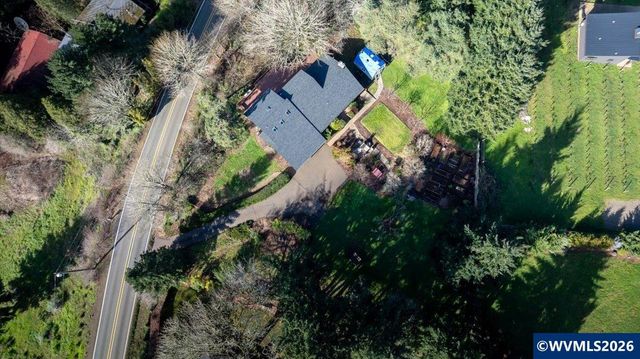 3904 Viewcrest Rd S, Salem, OR 97302