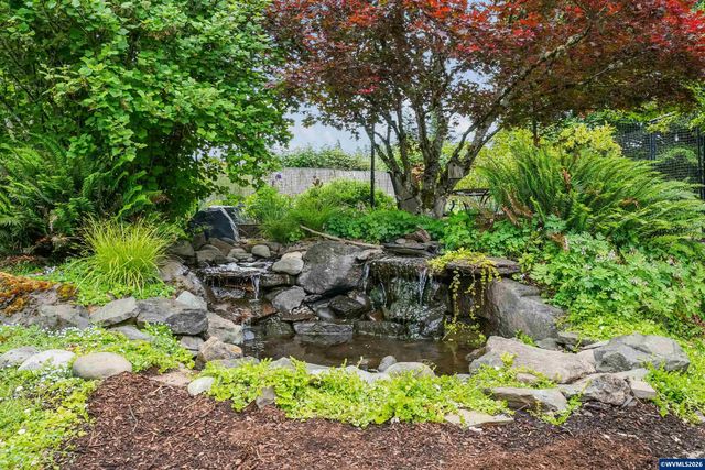 3904 Viewcrest Rd S, Salem, OR 97302