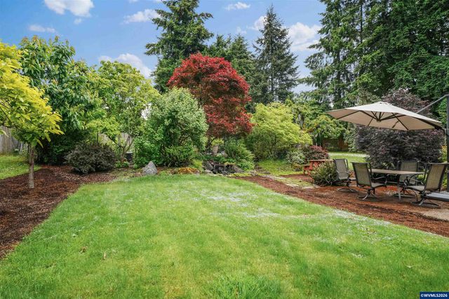 3904 Viewcrest Rd S, Salem, OR 97302