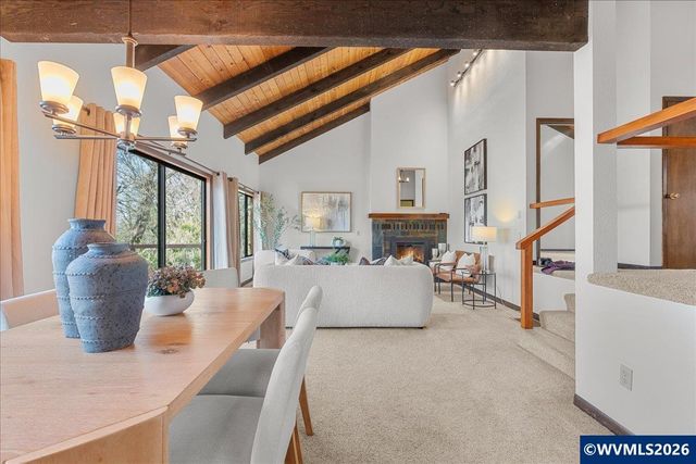 3904 Viewcrest Rd S, Salem, OR 97302