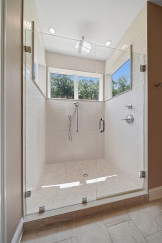 4 South Grater Road, Merrimack, NH 03054