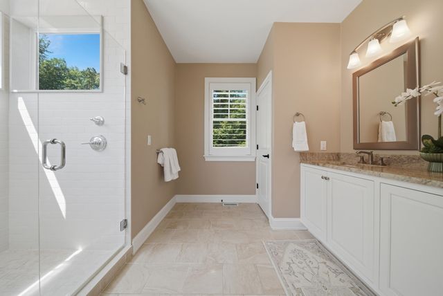 4 South Grater Road, Merrimack, NH 03054