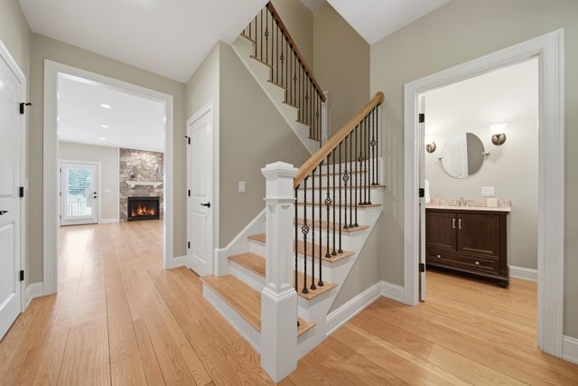 4 South Grater Road, Merrimack, NH 03054