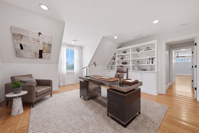 4 South Grater Road, Merrimack, NH 03054