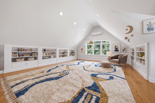 4 South Grater Road, Merrimack, NH 03054