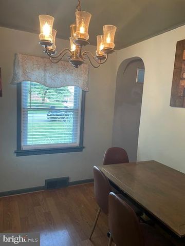 320 GREYSTONE RD, York, PA 17402