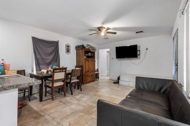 12022 Meadowpass Street, Houston, TX 77076