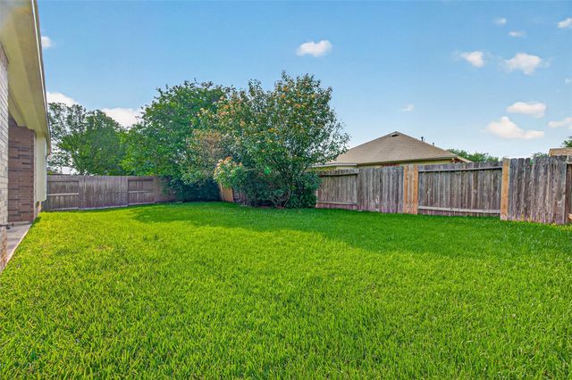 14823 Yellow Begonia Drive, Cypress, TX 77433