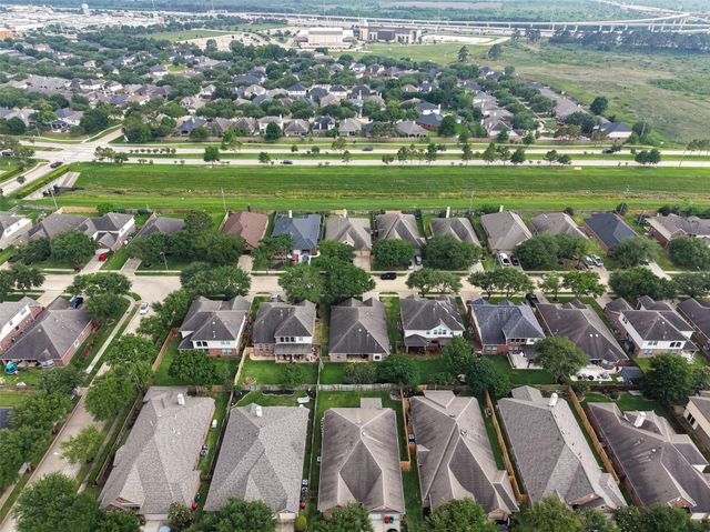 14823 Yellow Begonia Drive, Cypress, TX 77433