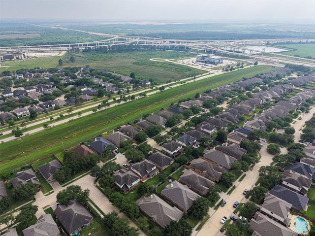 14823 Yellow Begonia Drive, Cypress, TX 77433