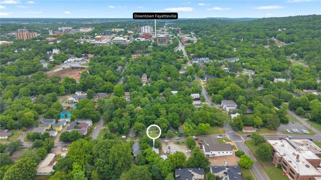 27 Martin Luther King Jr Boulevard, Fayetteville, AR 72701