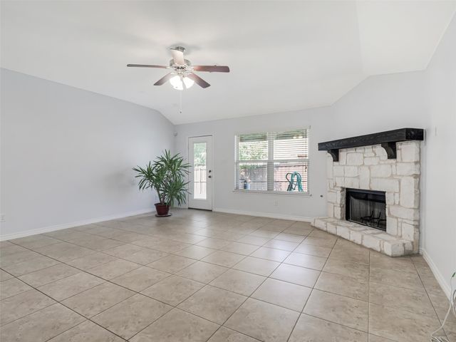 1916 Gayla Creek Drive, Little Elm, TX 75068