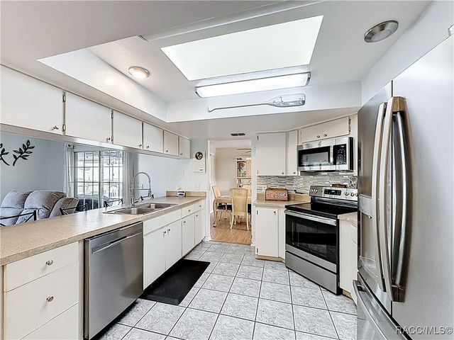 421 W Blueflax Court, Beverly Hills, FL 34465