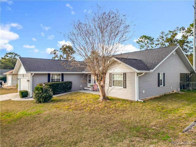 421 W Blueflax Court, Beverly Hills, FL 34465