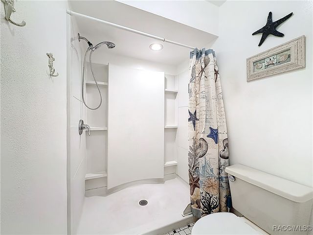 421 W Blueflax Court, Beverly Hills, FL 34465