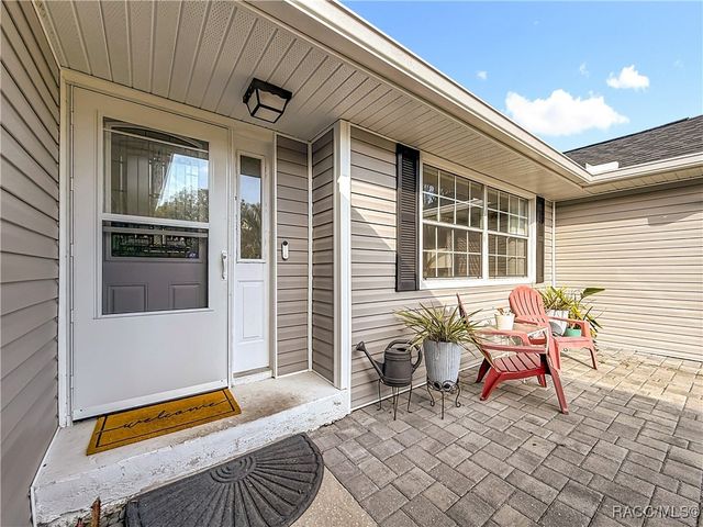 421 W Blueflax Court, Beverly Hills, FL 34465