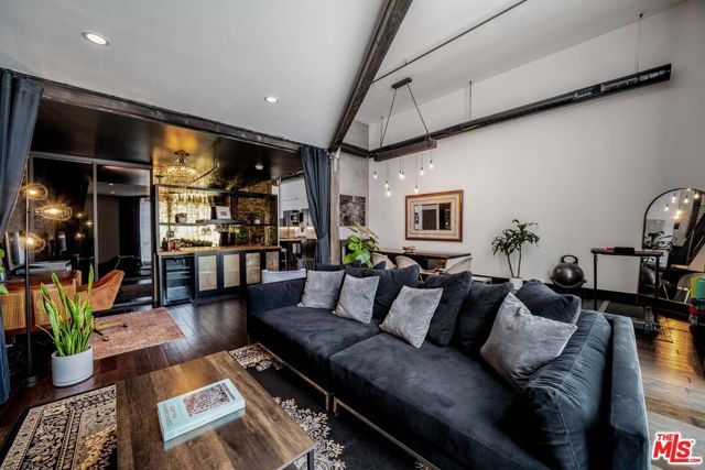 4115 Glencoe Avenue 302, Marina Del Rey, CA 90292