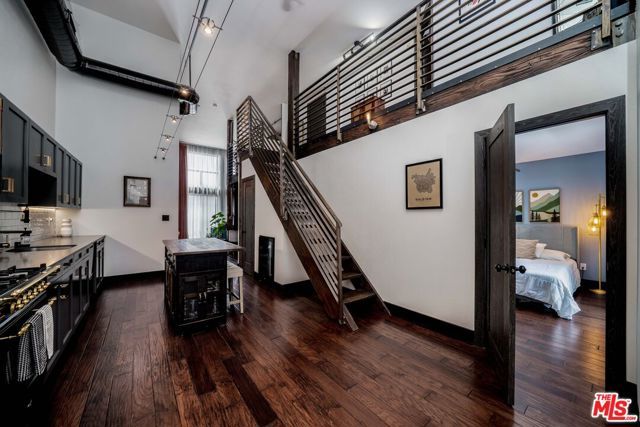 4115 Glencoe Avenue 302, Marina Del Rey, CA 90292