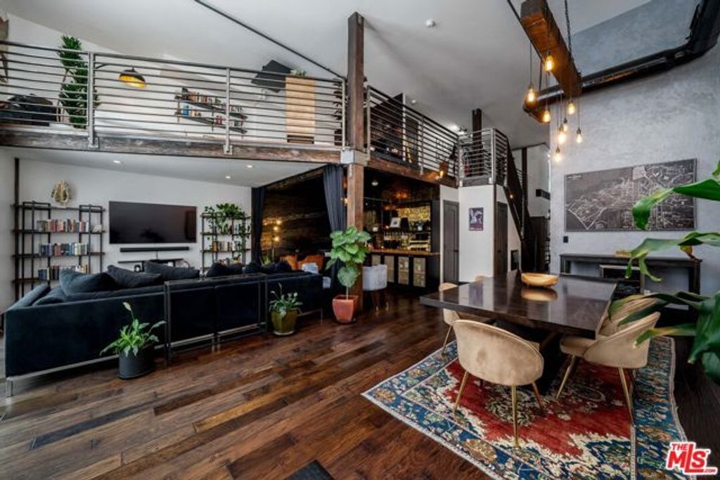 4115 Glencoe Avenue 302, Marina Del Rey, CA 90292