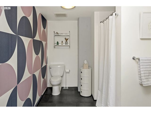 1400 Nw IRVING St 723, Portland, OR 97209