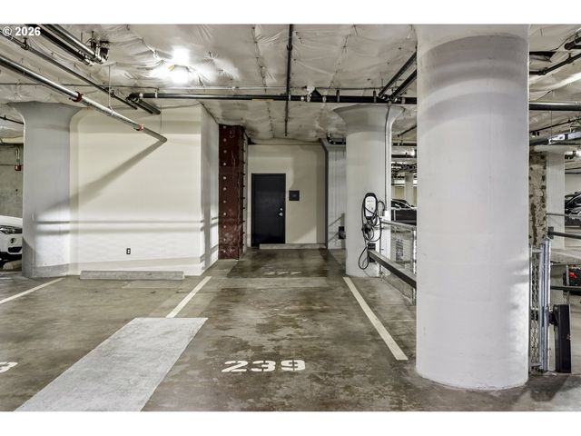 1400 Nw IRVING St 723, Portland, OR 97209