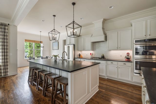 555 Avon River Rd, Franklin, TN 37064