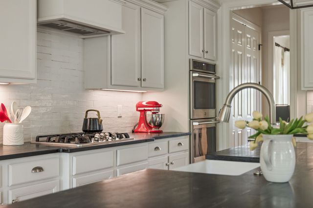 555 Avon River Rd, Franklin, TN 37064