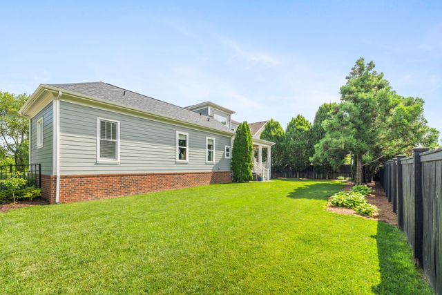 555 Avon River Rd, Franklin, TN 37064