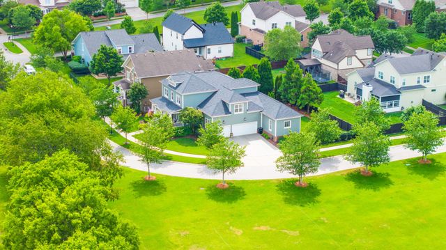 555 Avon River Rd, Franklin, TN 37064