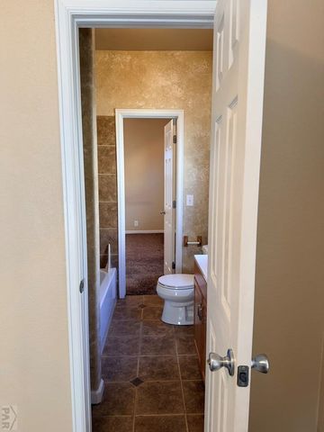 1809 Spruce St, Pueblo, CO 81004