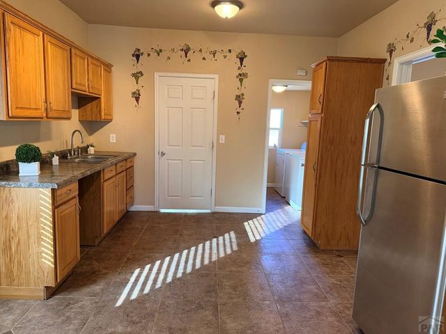 1809 Spruce St, Pueblo, CO 81004