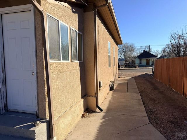 1809 Spruce St, Pueblo, CO 81004