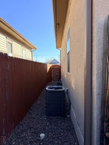 1809 Spruce St, Pueblo, CO 81004