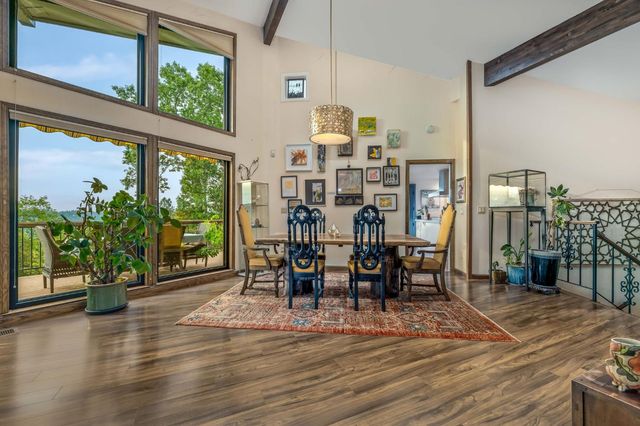 16105 John Way, Grass Valley, CA 95949