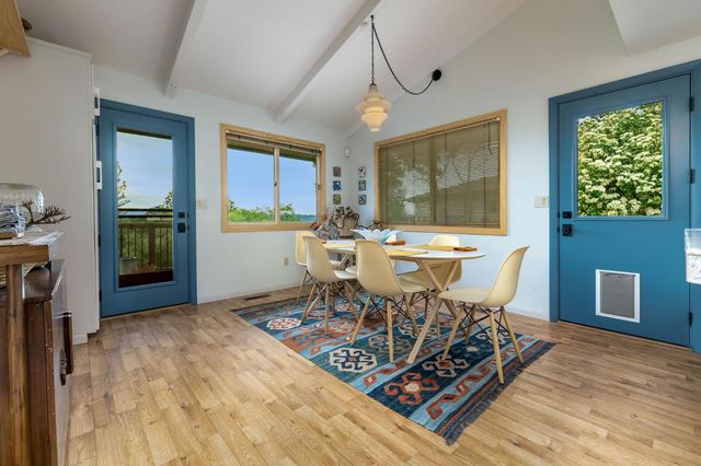 16105 John Way, Grass Valley, CA 95949