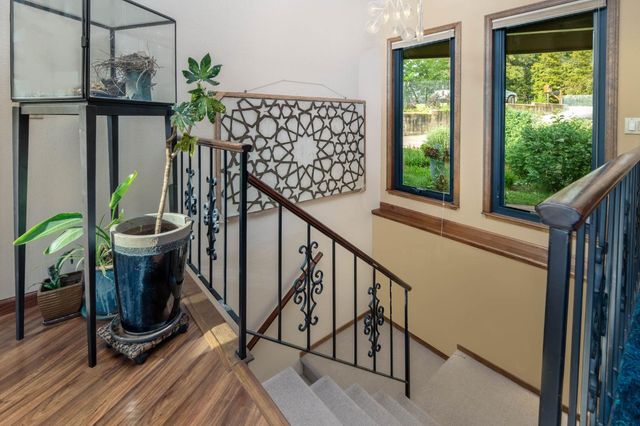 16105 John Way, Grass Valley, CA 95949