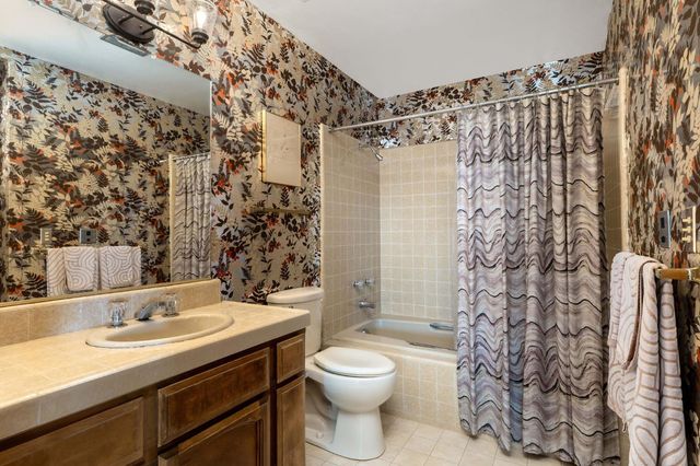 16105 John Way, Grass Valley, CA 95949