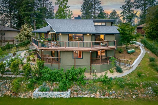 16105 John Way, Grass Valley, CA 95949