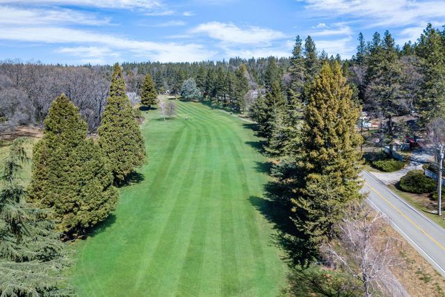 16105 John Way, Grass Valley, CA 95949