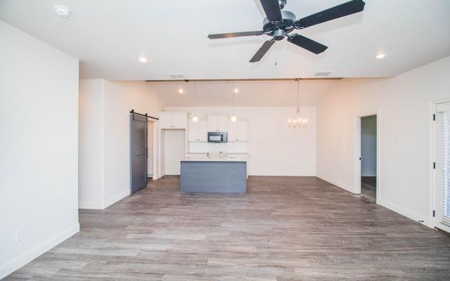 1613 102nd Street, Lubbock, TX 79423