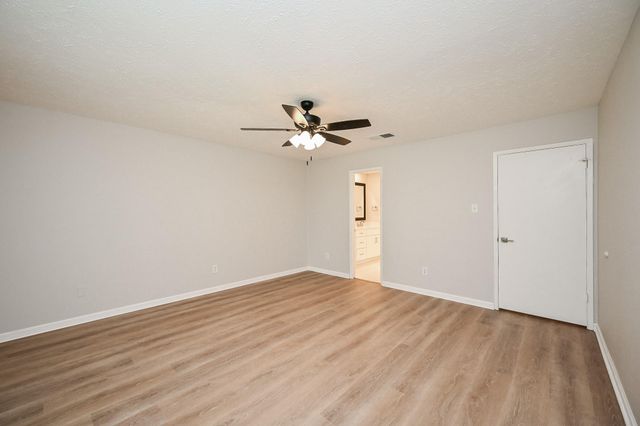 2818 Green Fields Drive, Sugar Land, TX 77479