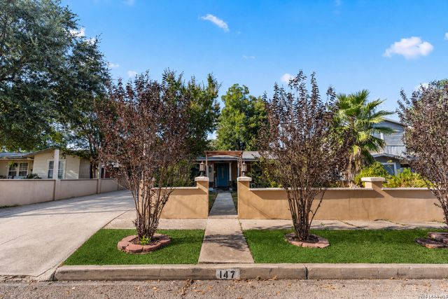 147 Gazel, San Antonio, TX 78213