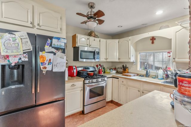 147 Gazel, San Antonio, TX 78213