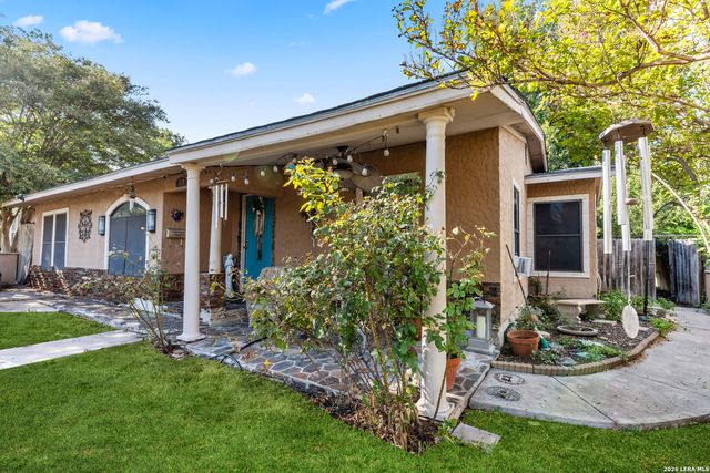 147 Gazel, San Antonio, TX 78213