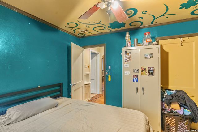 147 Gazel, San Antonio, TX 78213