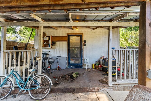 147 Gazel, San Antonio, TX 78213