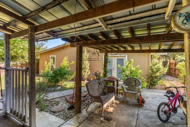 147 Gazel, San Antonio, TX 78213
